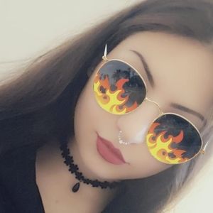 Meet your Posher, Allie